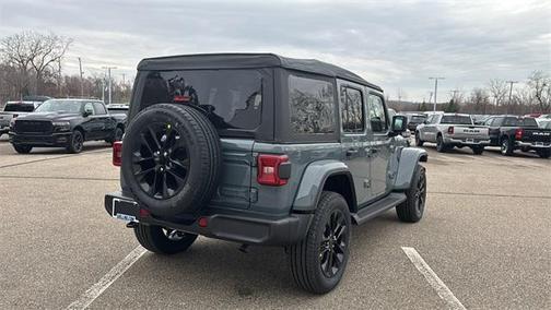2025 Jeep Wrangler 4xe Sahara