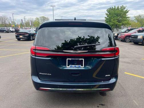 Fathom Blue Pearlcoat 2023 Chrysler Pacifica Touring-L