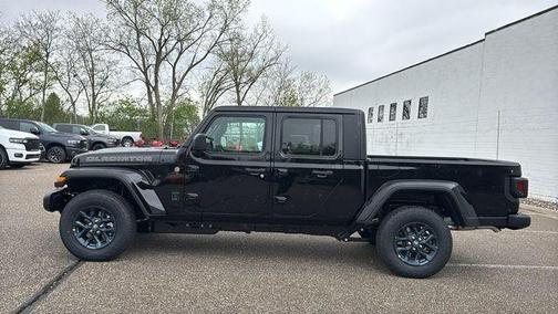 Black Clearcoat 2026 Jeep Gladiator 85th Anniversary Edition