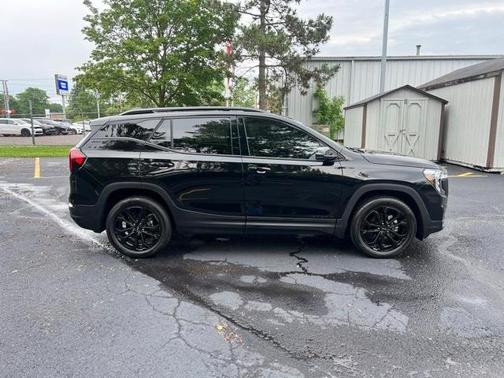 2022 GMC Terrain SLT