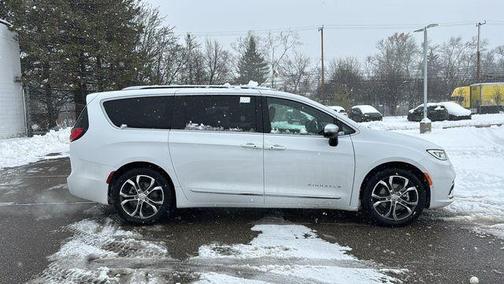 2026 Chrysler Pacifica Pinnacle