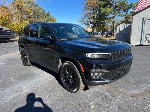 2024 Jeep Grand Cherokee Laredo