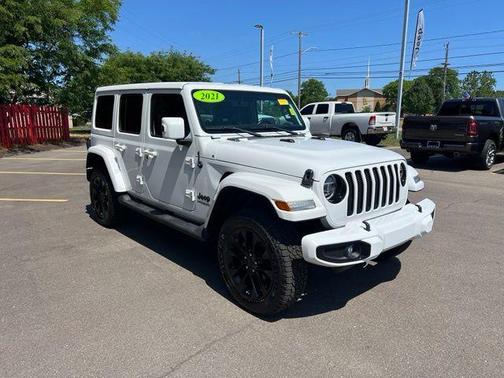 Bright White Clearcoat 2021 Jeep Wrangler Unlimited Sahara Altitude