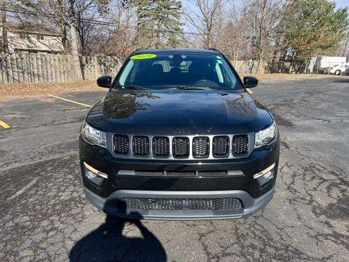Diamond Black 2019 Jeep Compass Altitude