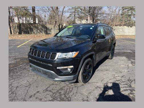 Diamond Black 2019 Jeep Compass Altitude