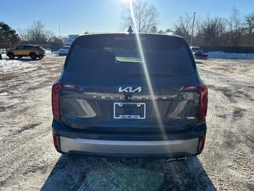 2025 Kia Telluride S