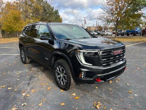 2024 GMC Acadia AT4