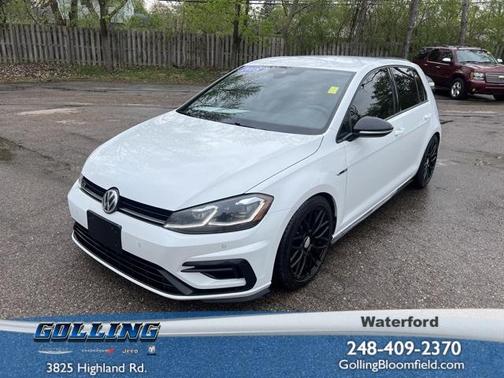 2018 Volkswagen Golf R 2.0T w/DCC & Navigation