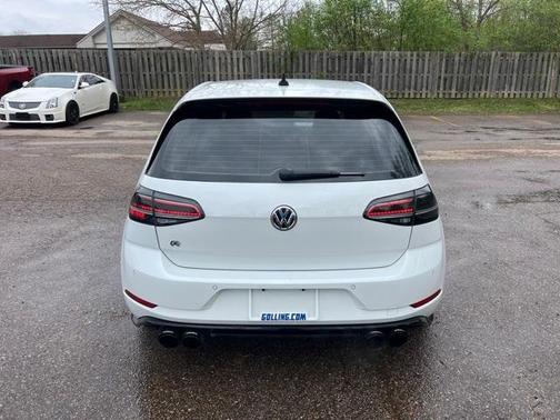 2018 Volkswagen Golf R 2.0T w/DCC & Navigation