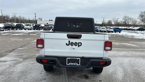 2026 Jeep Gladiator Sport