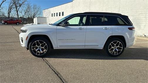 2025 Jeep Grand Cherokee Summit