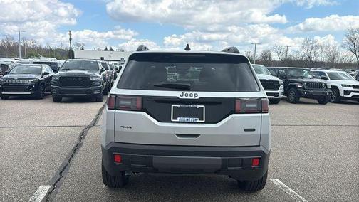 Silver Zynith Clearcoat 2026 Jeep Cherokee Overland