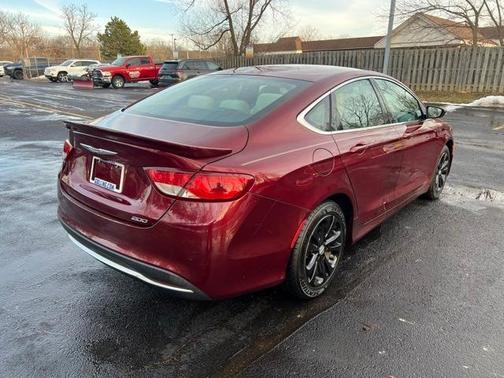 2015 Chrysler 200 Limited