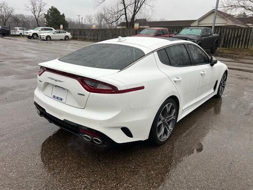 2019 Kia Stinger GT2