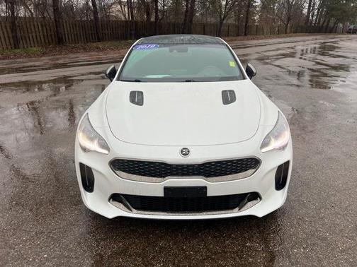 2019 Kia Stinger GT2