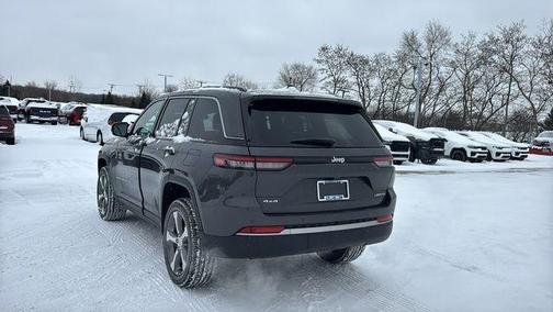 Metallic 2026 Jeep Grand Cherokee Limited