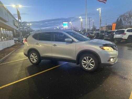 2015 Nissan Rogue SV