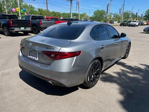 Stromboli Gray Metallic 2021 Alfa Romeo Giulia Base