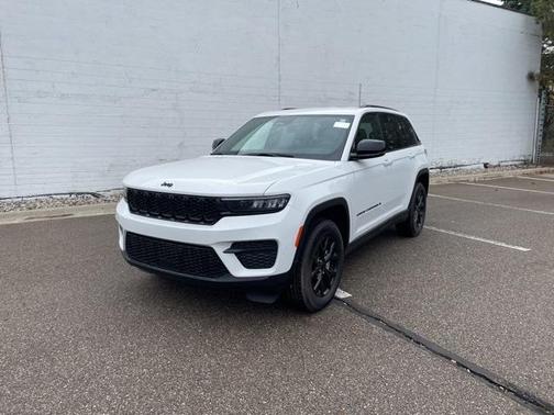 2024 Jeep Grand Cherokee Laredo