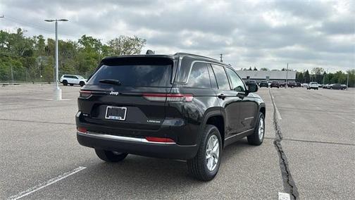 2025 Jeep Grand Cherokee Laredo X