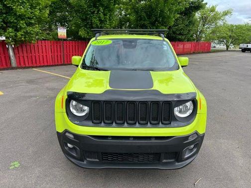 Hypergreen Clearcoat 2017 Jeep Renegade Latitude