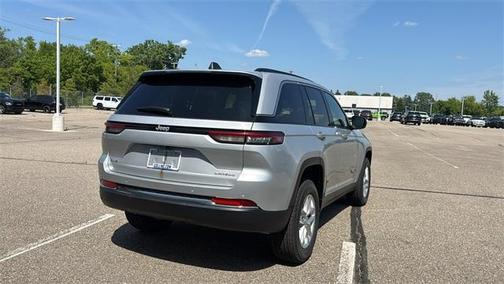 2025 Jeep Grand Cherokee Laredo X