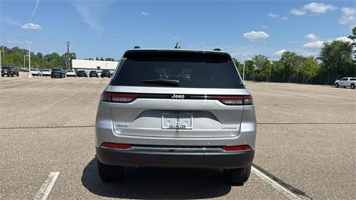 2025 Jeep Grand Cherokee Laredo X