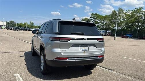2025 Jeep Grand Cherokee Laredo X
