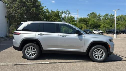 2025 Jeep Grand Cherokee Laredo X