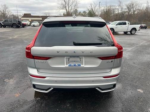 2025 Volvo XC60 B5 Plus