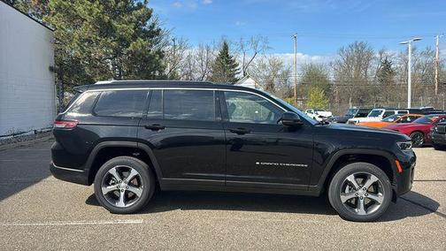 Diamond Black 2026 Jeep Grand Cherokee L Limited