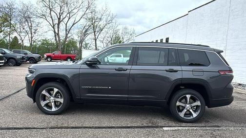Metallic 2026 Jeep Grand Cherokee L Limited