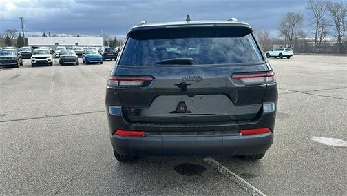 2025 Jeep Grand Cherokee L Laredo