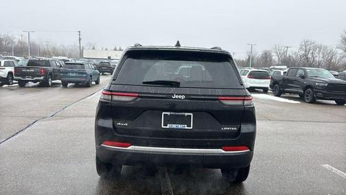 Diamond Black 2026 Jeep Grand Cherokee Limited