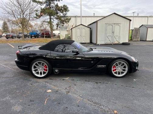 2006 Dodge Viper SRT-10