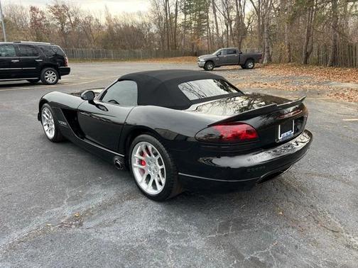 2006 Dodge Viper SRT-10