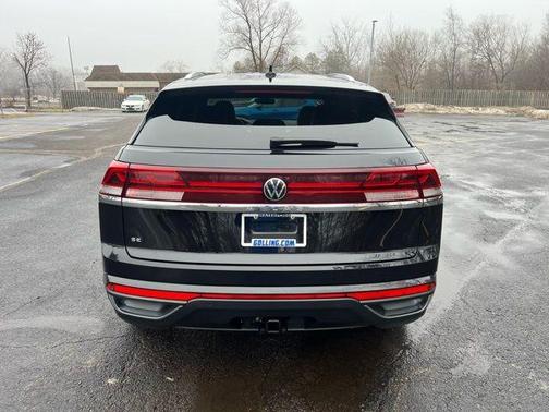 2024 Volkswagen Atlas Cross Sport 2.0T SE w/Technology