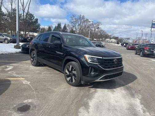 2024 Volkswagen Atlas Cross Sport 2.0T SE w/Technology