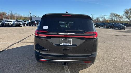 2026 Chrysler Pacifica Limited