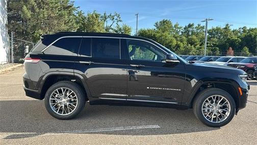 2025 Jeep Grand Cherokee Summit