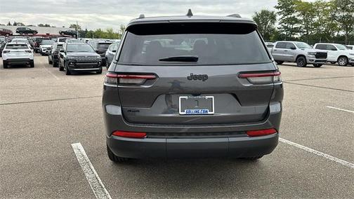 2025 Jeep Grand Cherokee L Laredo