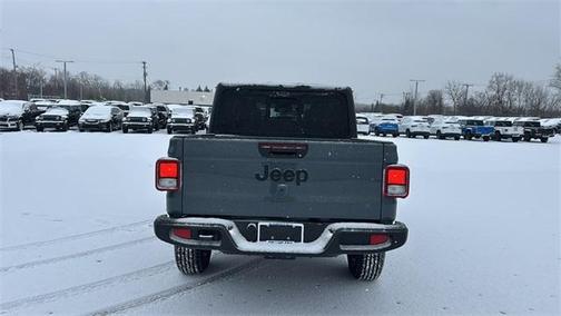 2026 Jeep Gladiator Sport