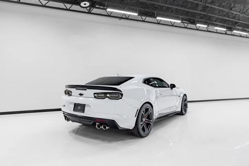 Summit White 2021 Chevrolet Camaro 2dr Cpe 1SS