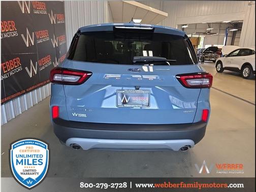 VAPOR BLUE METALLIC 2024 Ford Escape Active