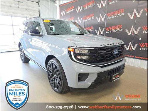 GLACIER GRAY MET TRI-COAT 2026 Ford Expedition Platinum
