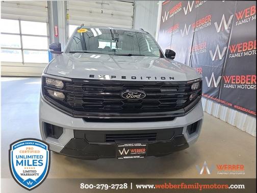 GLACIER GRAY MET TRI-COAT 2026 Ford Expedition Platinum