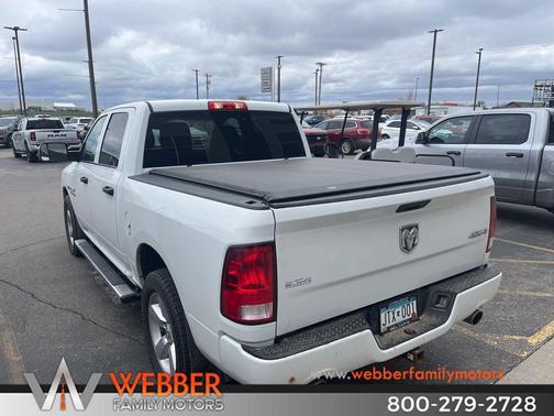 Bright White Clearcoat 2016 RAM 1500 Tradesman/Express