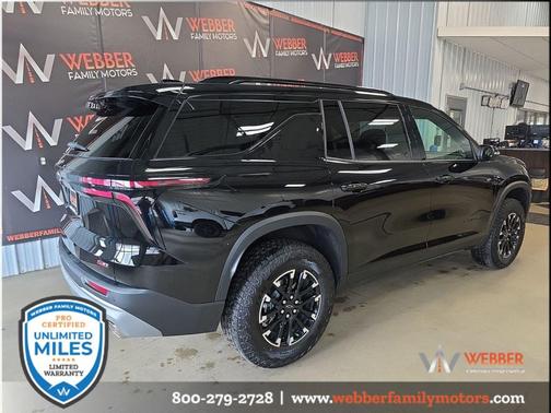 Mosaic Black Metallic 2026 Chevrolet Traverse AWD Z71
