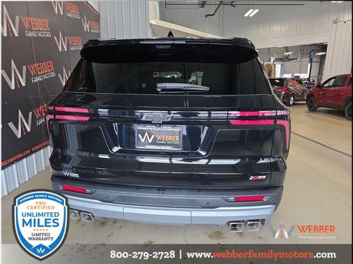 Mosaic Black Metallic 2026 Chevrolet Traverse AWD Z71