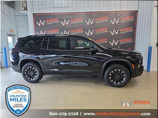 Mosaic Black Metallic 2026 Chevrolet Traverse AWD Z71